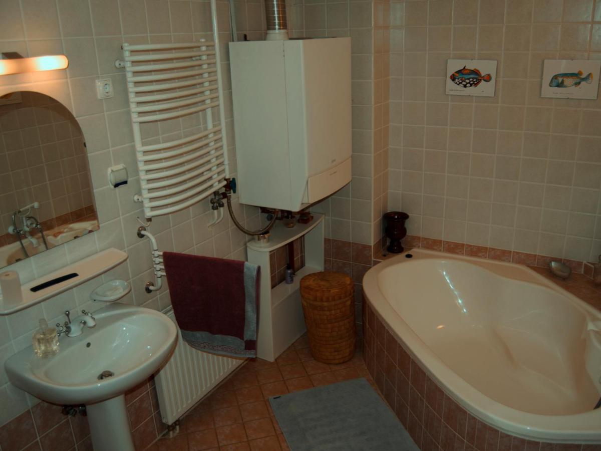 Csongradi Vendegvaro Apartmanok, Szarka Haz ภายนอก รูปภาพ